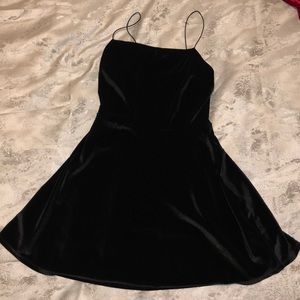 URBAN OUTFITTERS Black Velvet Mini Dress